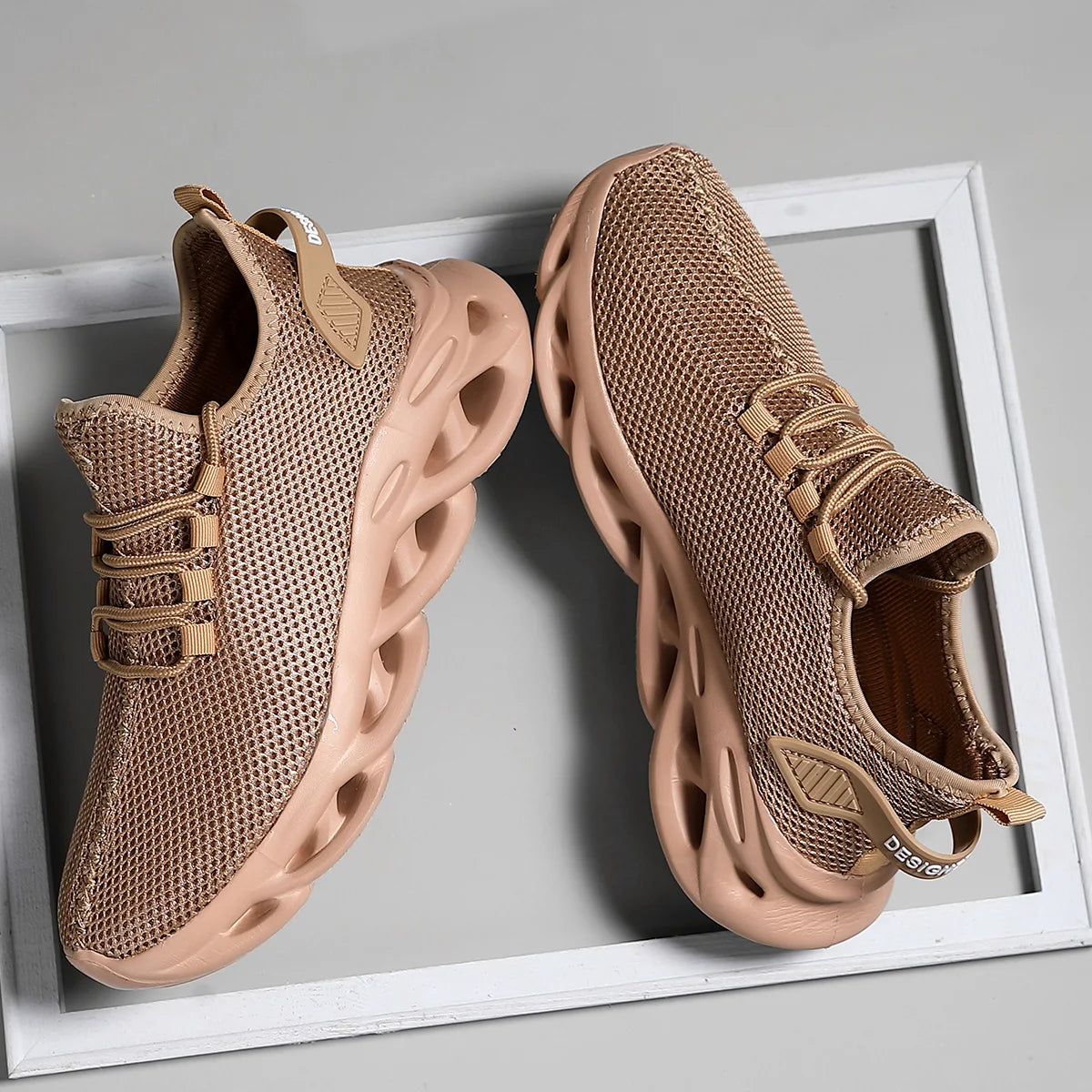 Unisex Breathable Mesh Sneakers with 3cm Height Advantage